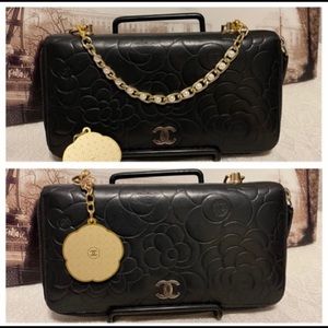 AUTHENTIC CHANEL Camelia Zipped Wallet on Chain